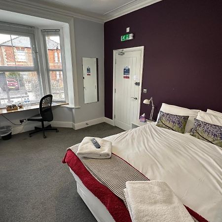 Arlan House, Superb Basingstoke Hotel Bagian luar foto