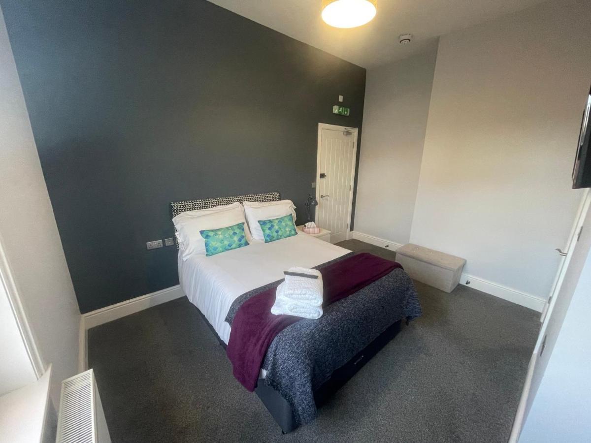Arlan House, Superb Basingstoke Hotel Bagian luar foto